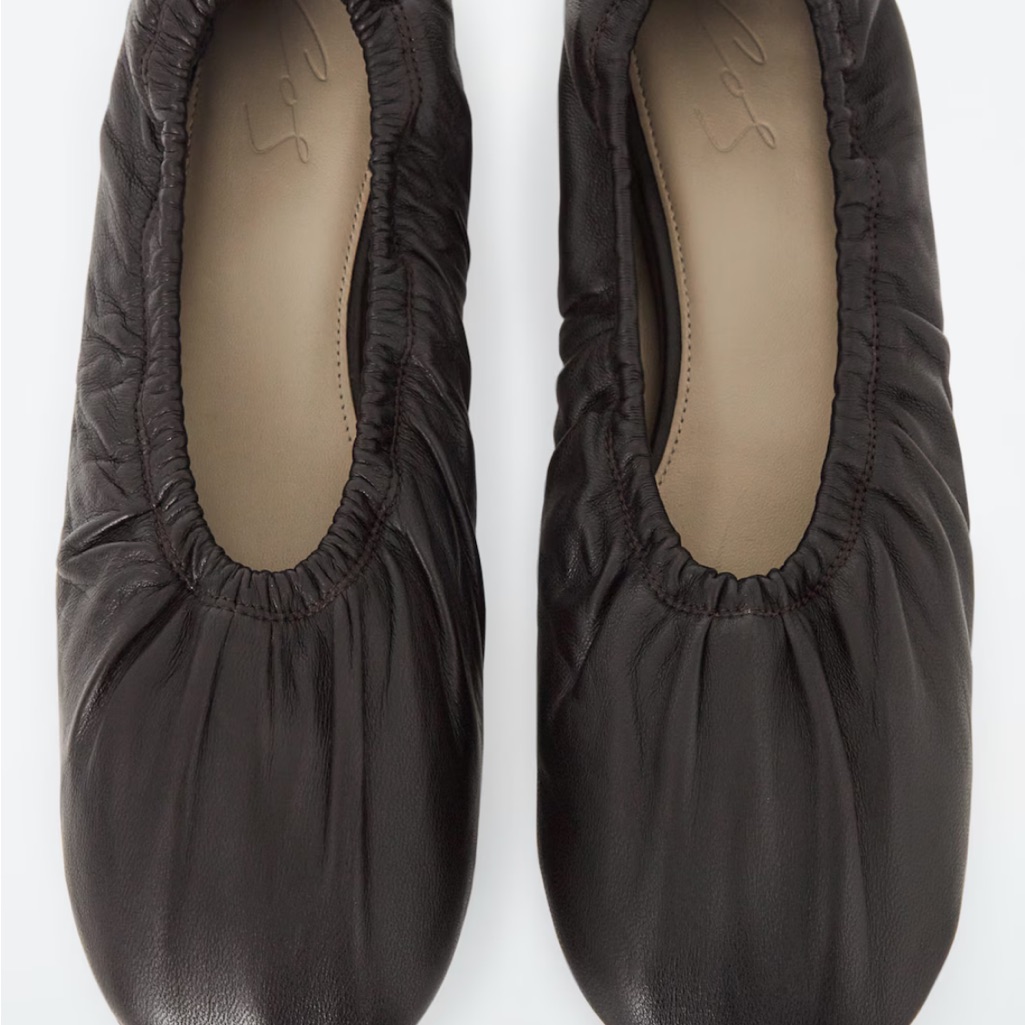 Cos Ruched Leather Ballet Flats